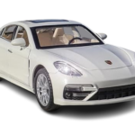 Luxury Porsche Panamera Die-Cast Replica – 1:24 Scale Collectible Metal Model Car
